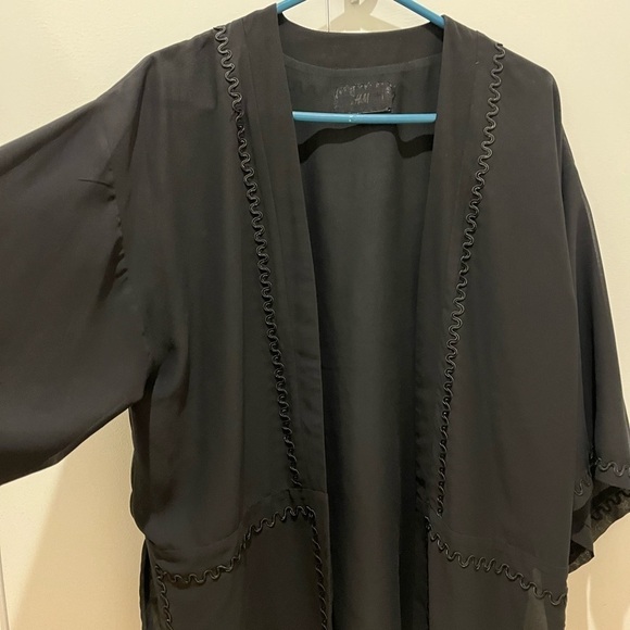 H&M Kimono with embroidered back - Picture 3 of 12